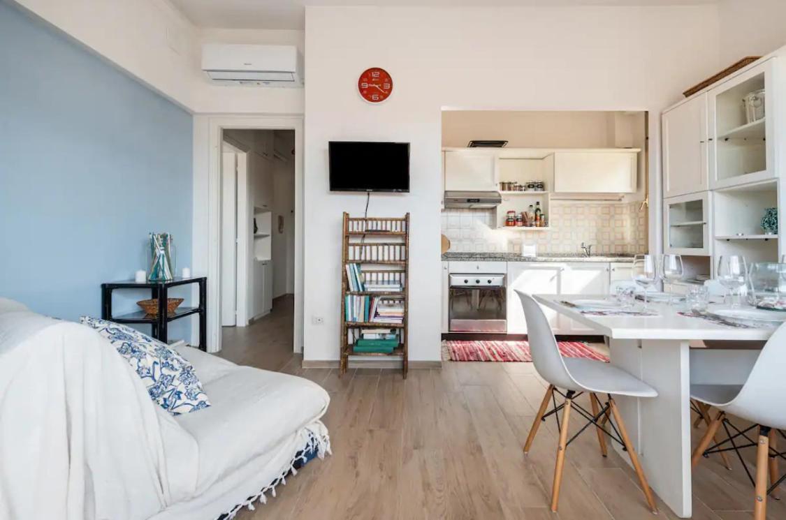 Seaside Apt Private Parking And Near The Beach Viareggio Dış mekan fotoğraf