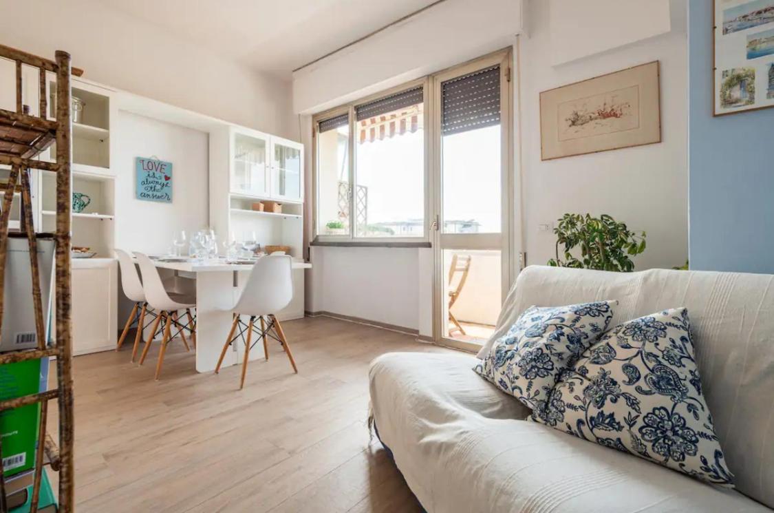 Seaside Apt Private Parking And Near The Beach Viareggio Dış mekan fotoğraf